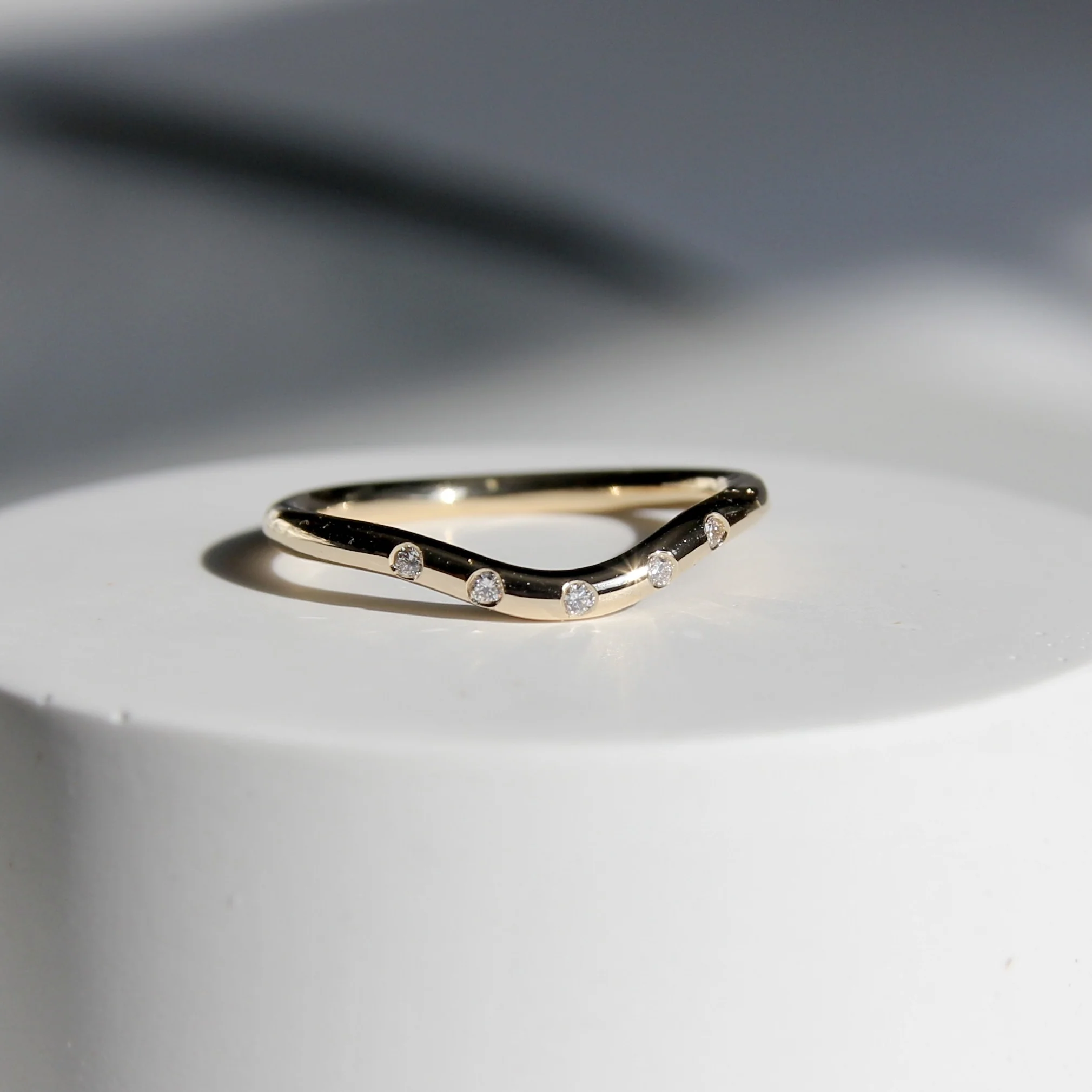 14k Yellow Gold Diamond Wave Band