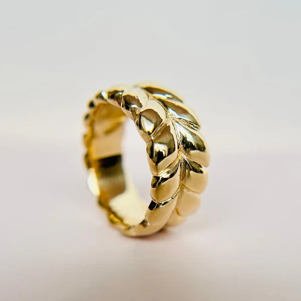 14K Yellow Gold Carved Braid Tapered Band - Image 5
