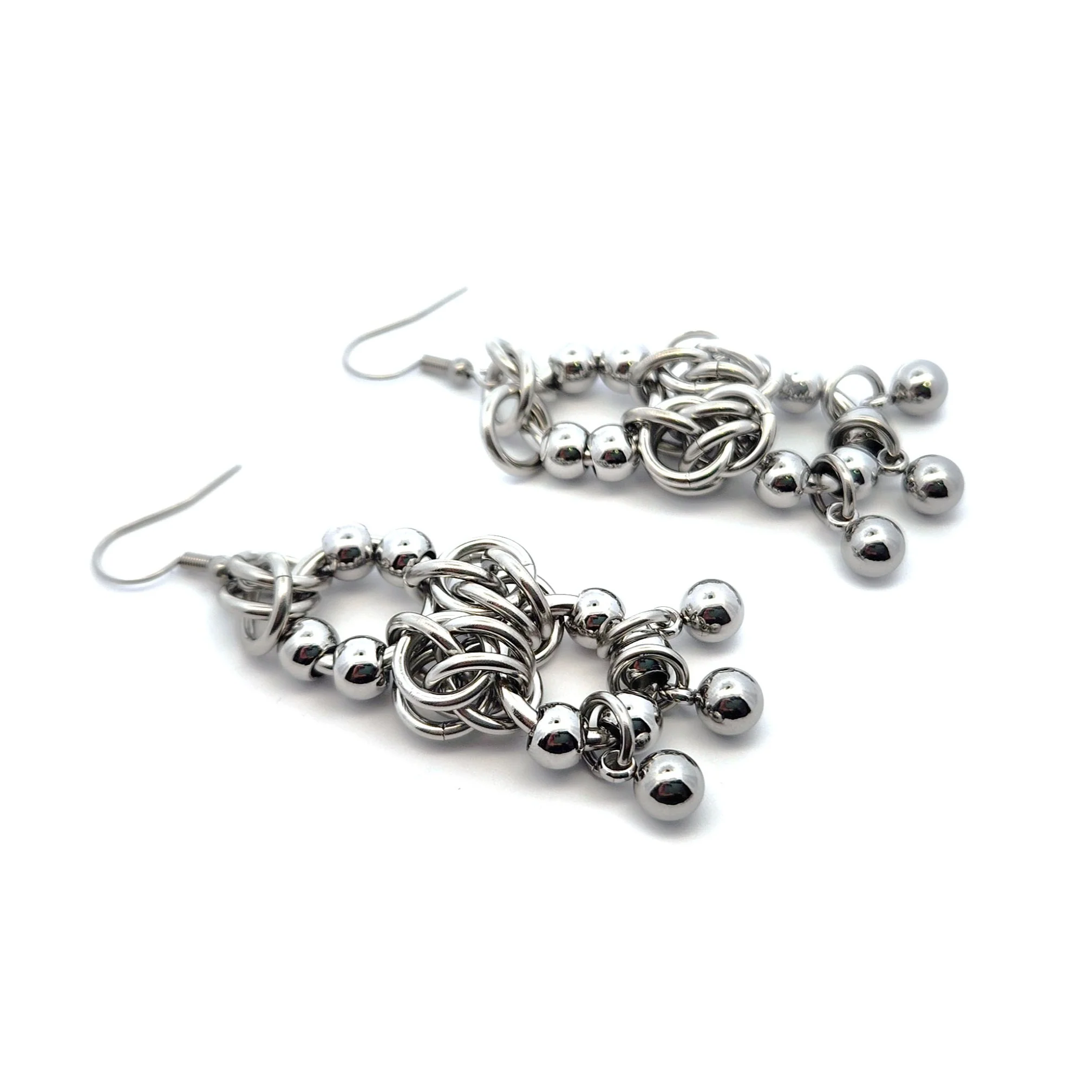 Chain-Link Peril Earrings - Image 2