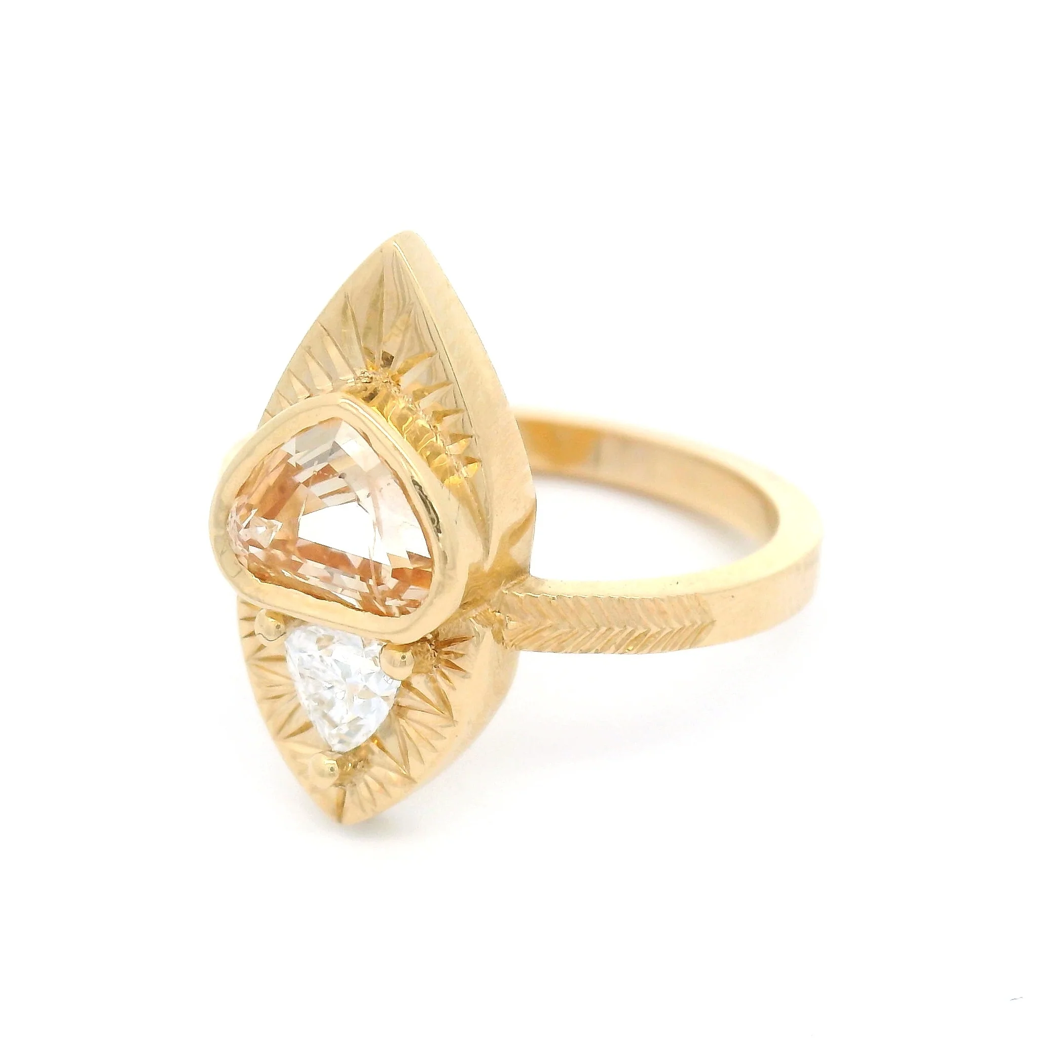 14k Yellow Ring Natural 1.15ct Peach Sapphire with Accent Lab-Grown Trilliant Diamond - Image 2