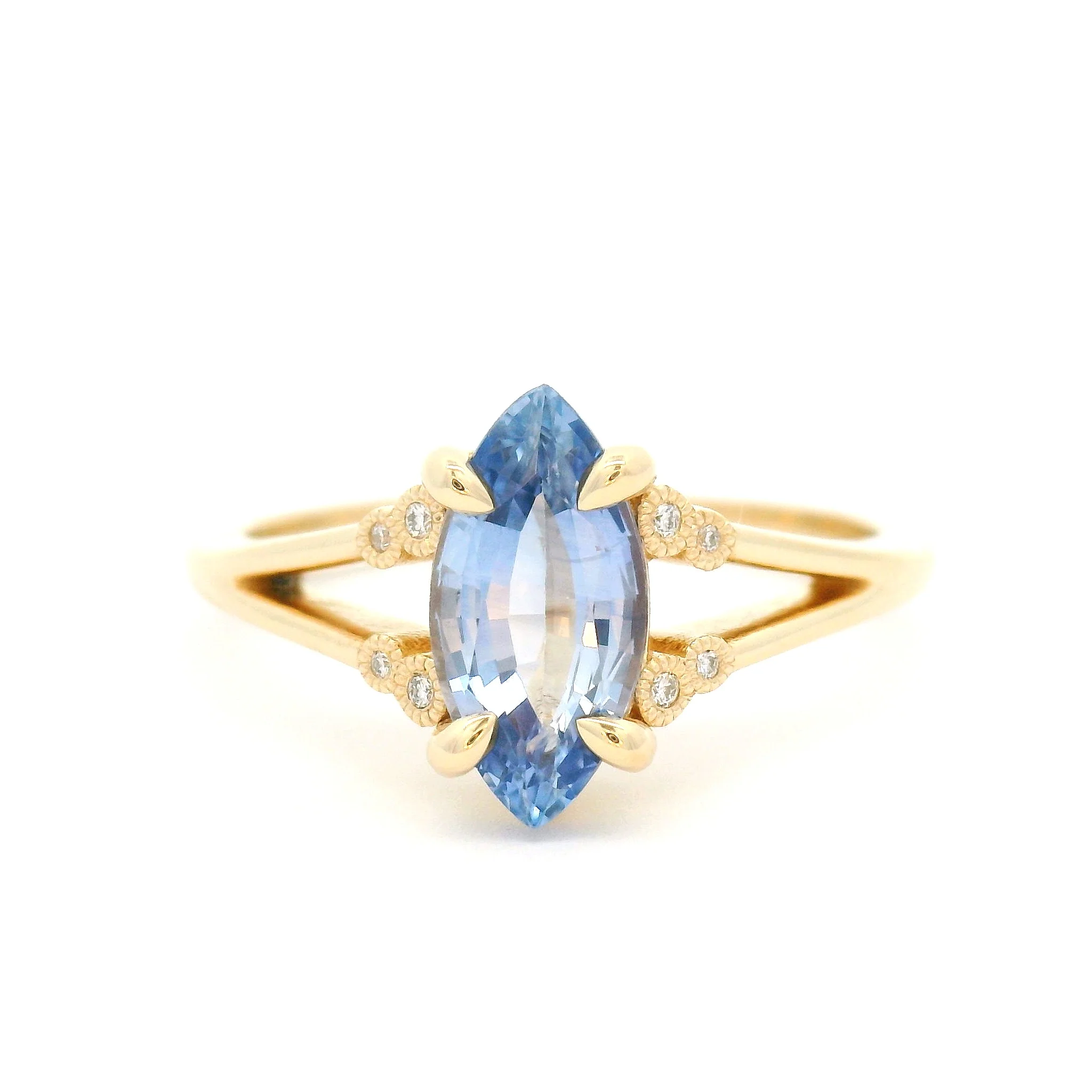 14k Yellow Split Band Ring with 1.34ct Blue Sapphire and Accent Diamonds - Image 4