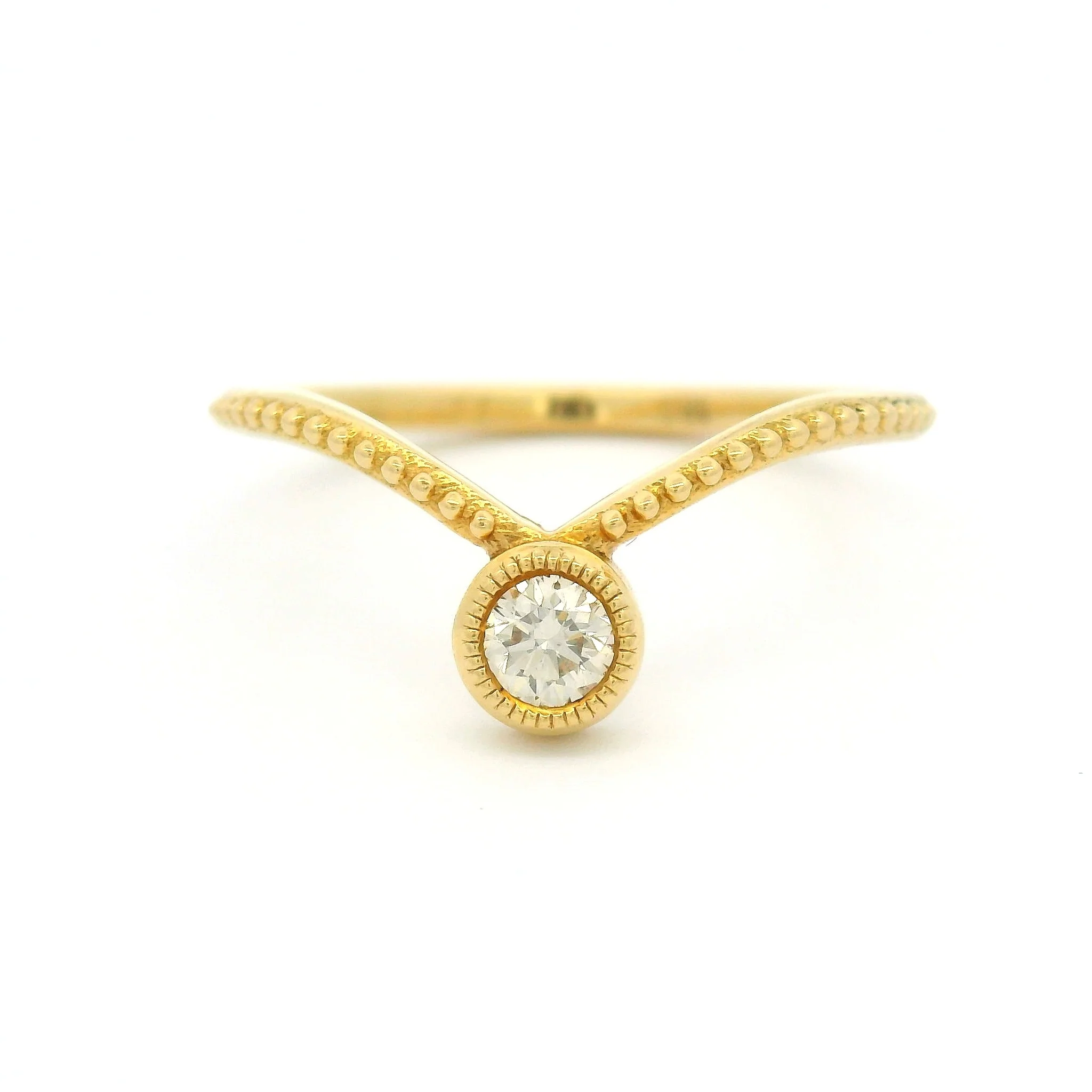18k Yellow Bezel-Set Solitaire with 0.15ct Natural Round Brilliant Cut Diamond