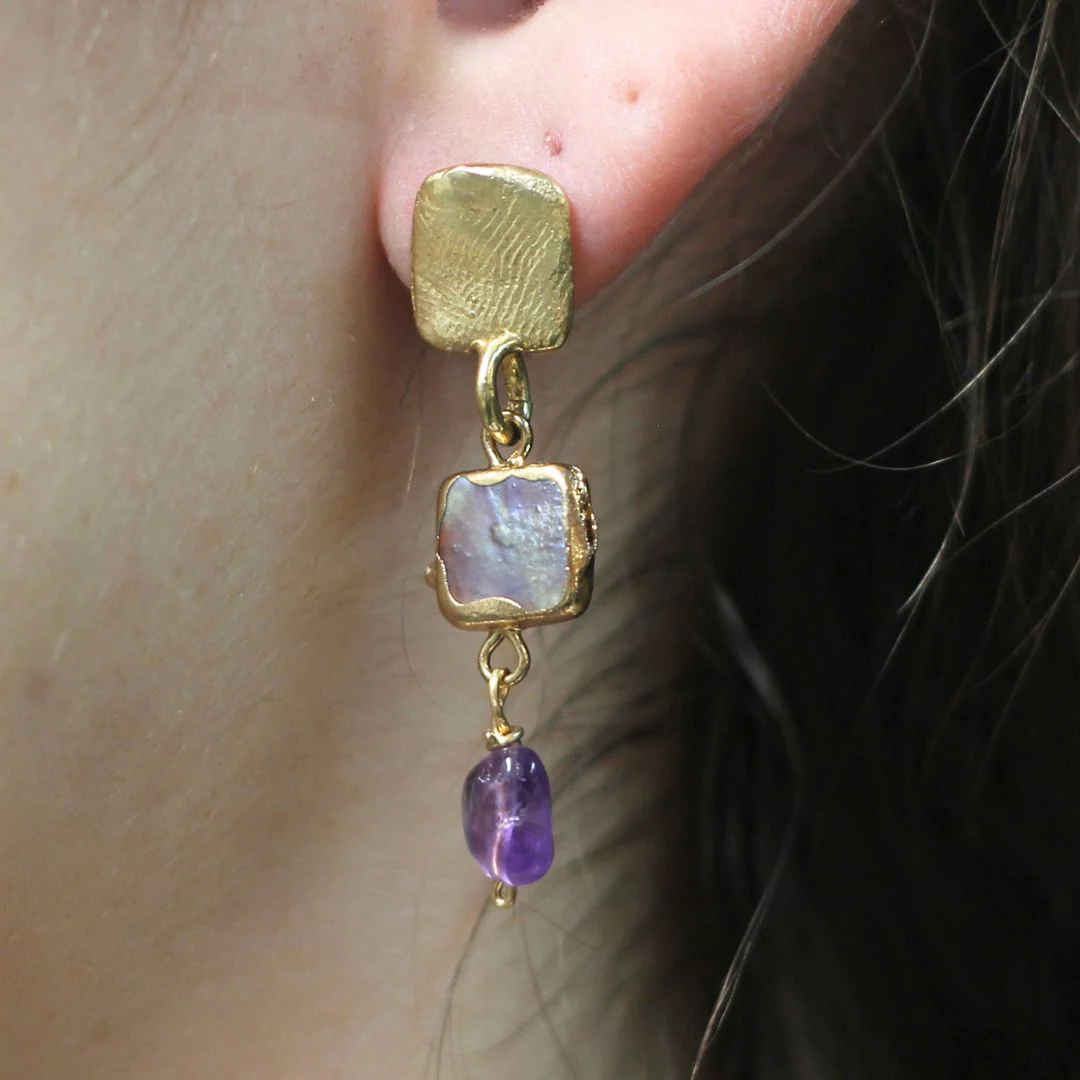 Freshwater Black Pearl & Amethyst Drop Earrings - Image 2