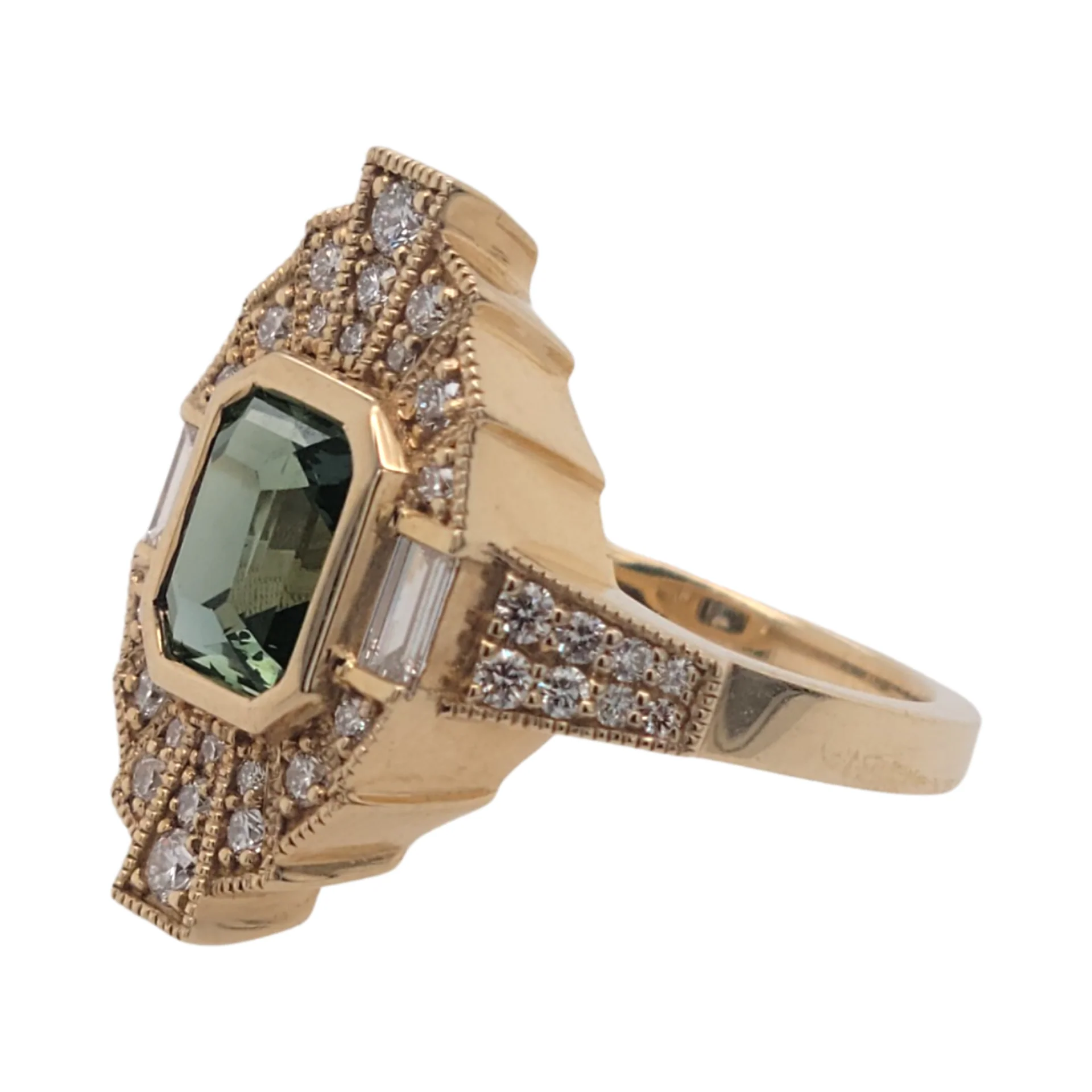 14k Yellow 1.60ct Green Sapphire Shield Ring with Accent Diamonds - Image 5