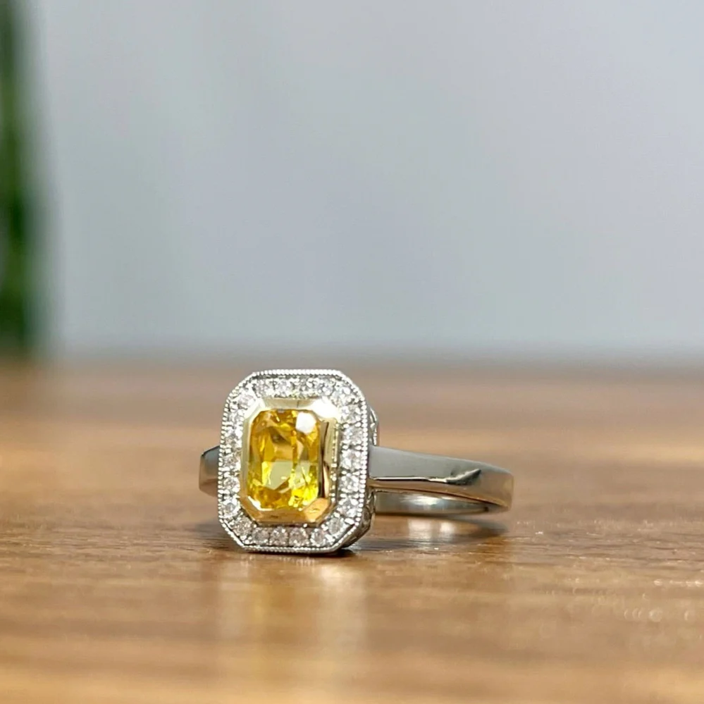 18k White and Yellow Halo Ring with 1.13ct Radiant-Cut Yellow Sapphire and Accent Diamonds - Image 3