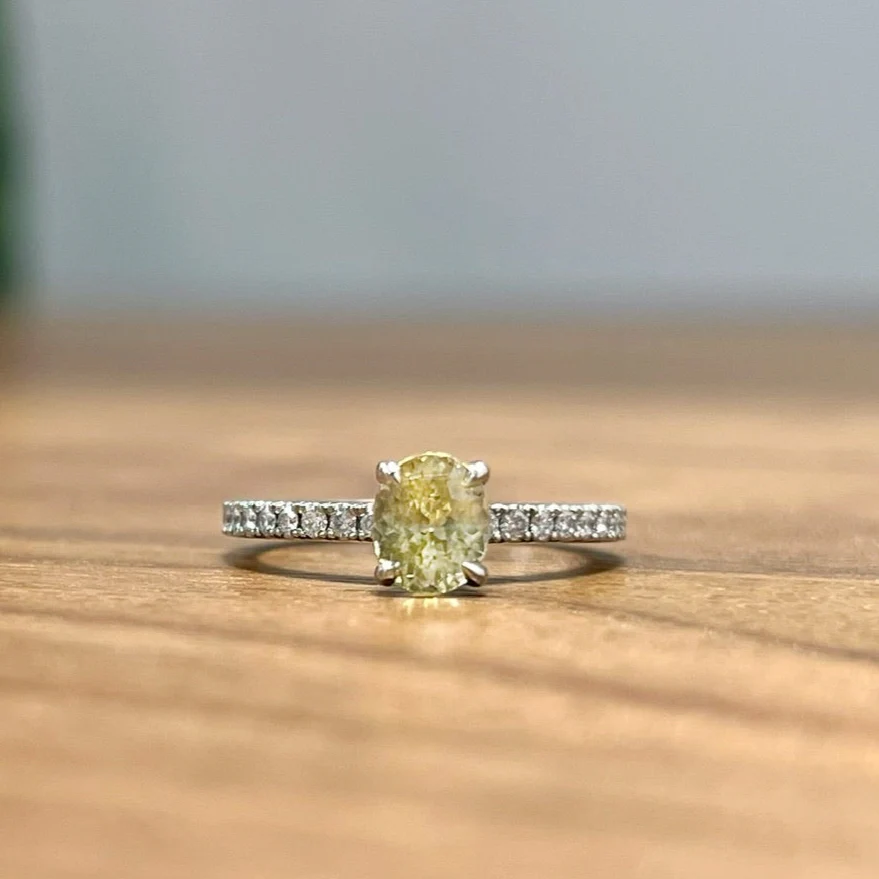 18k White Engagement Ring with 1.01ct Yellow Sapphire and Accent Diamonds - Image 3