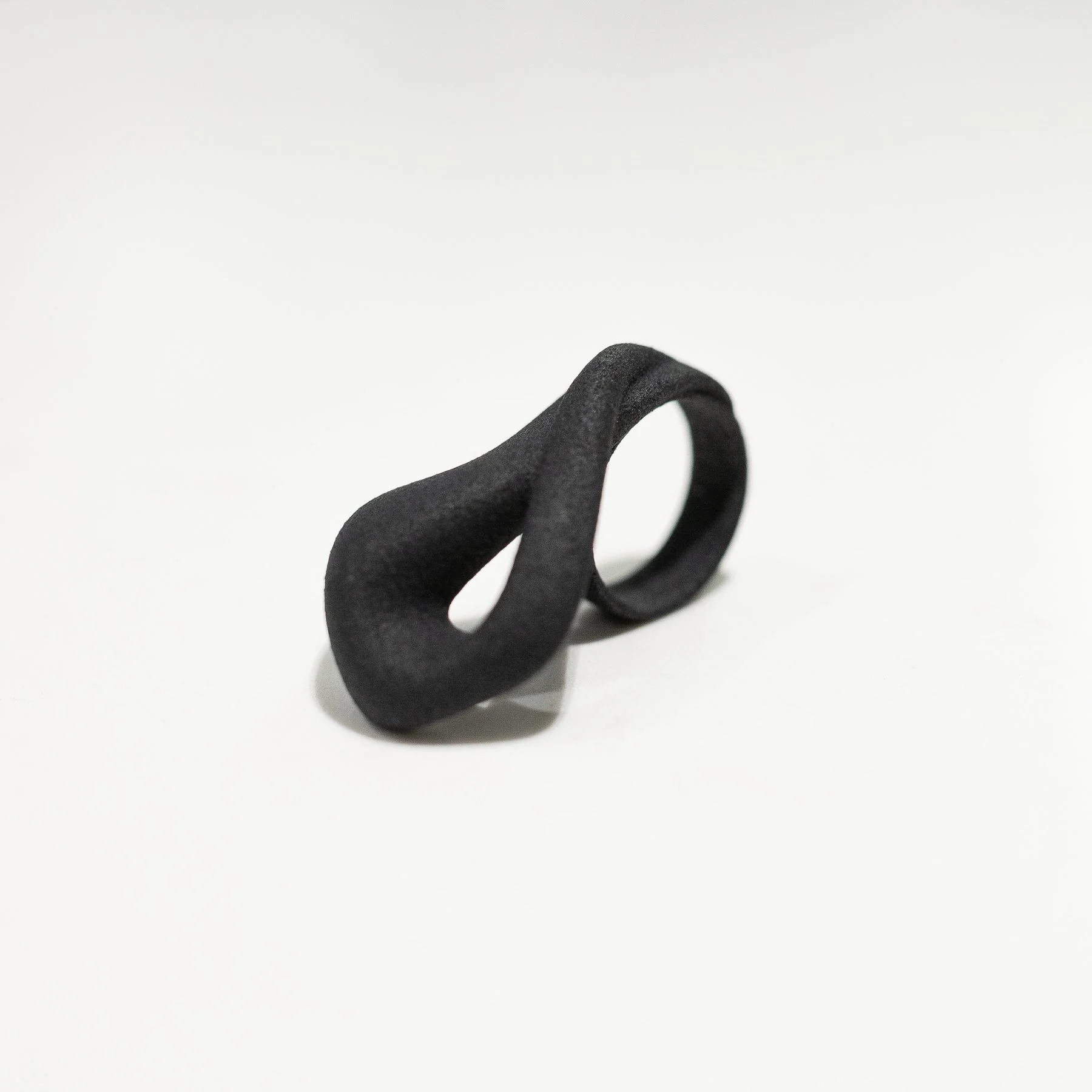 Nava Ring