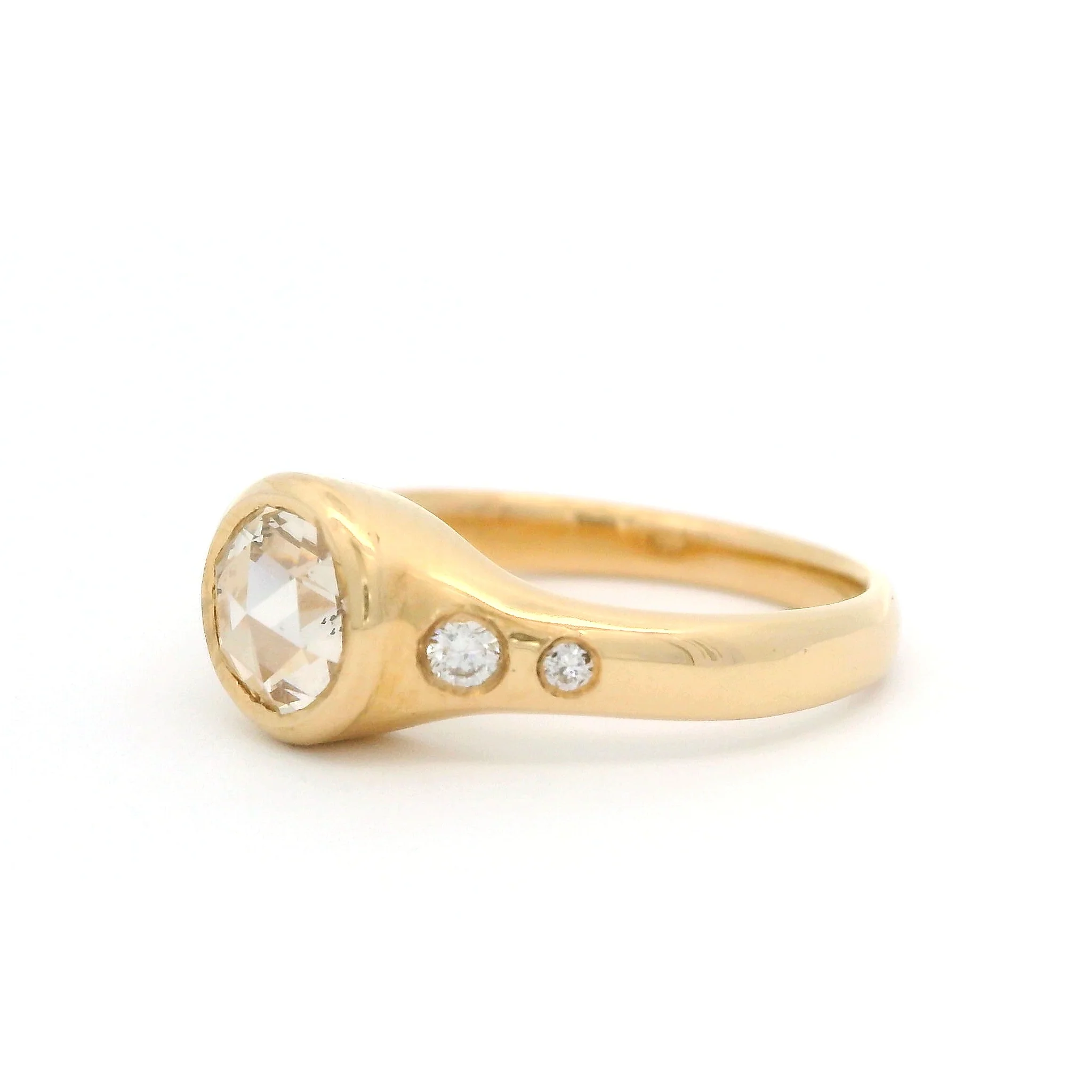 14k Yellow Engagement Ring with 0.71ct Rose Cut Diamond and Accent Diamonds - Image 2