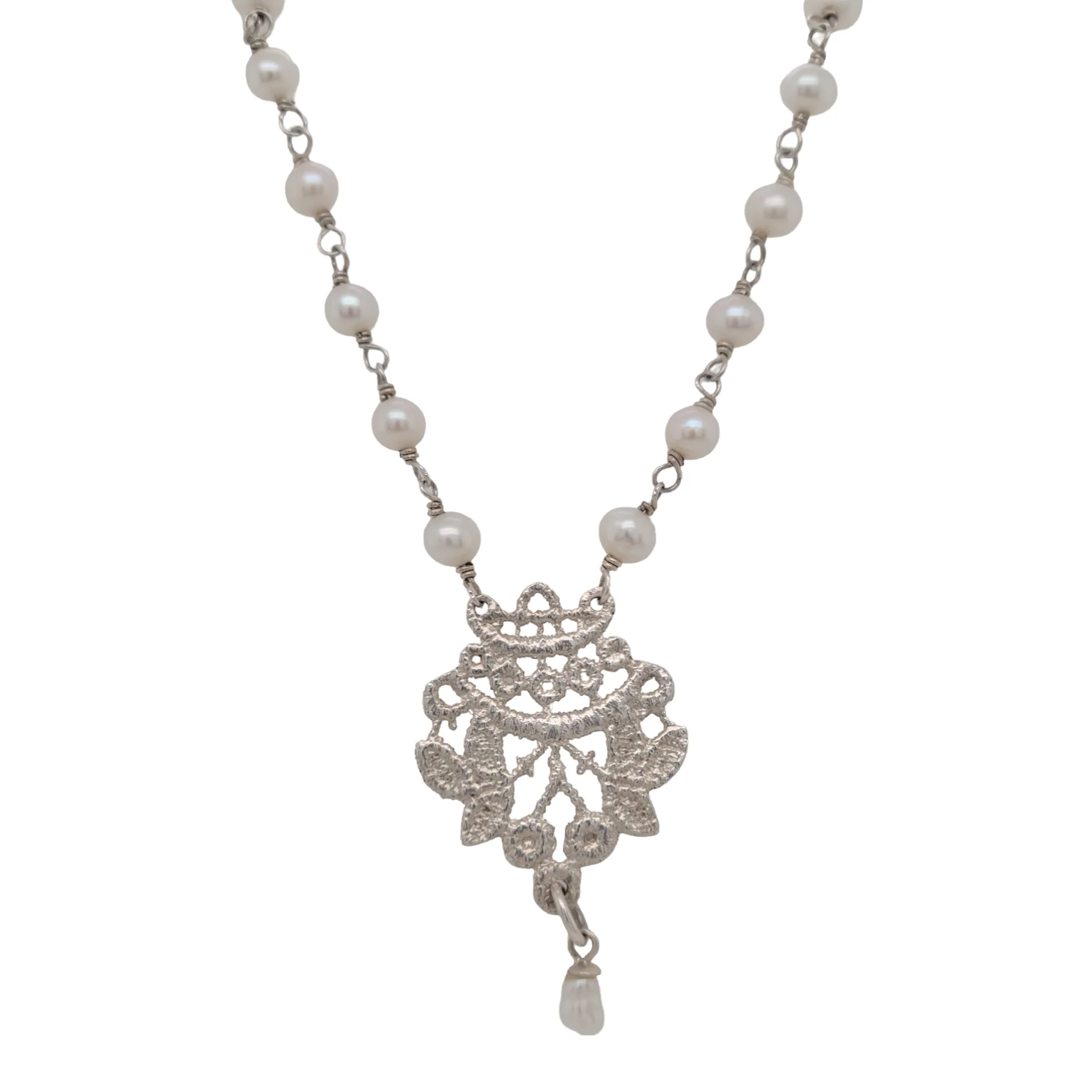 Pearl Chantilly Necklace