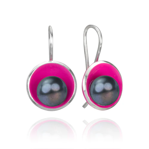Pop Pearl Drop Earrings - Image 5