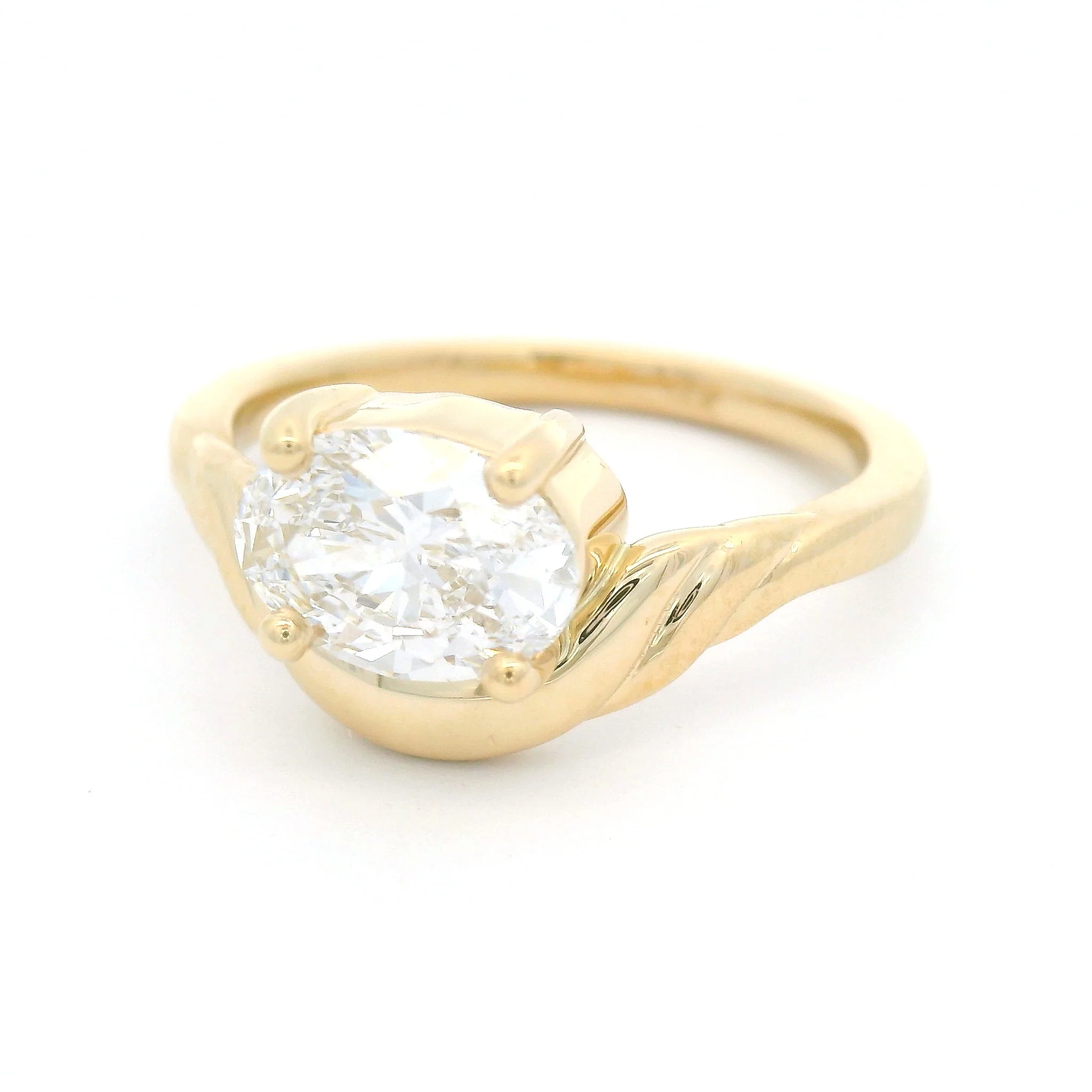 14k Yellow Engagement Solitaire with 1.14ct Lab-Grown Oval Diamond - Image 2