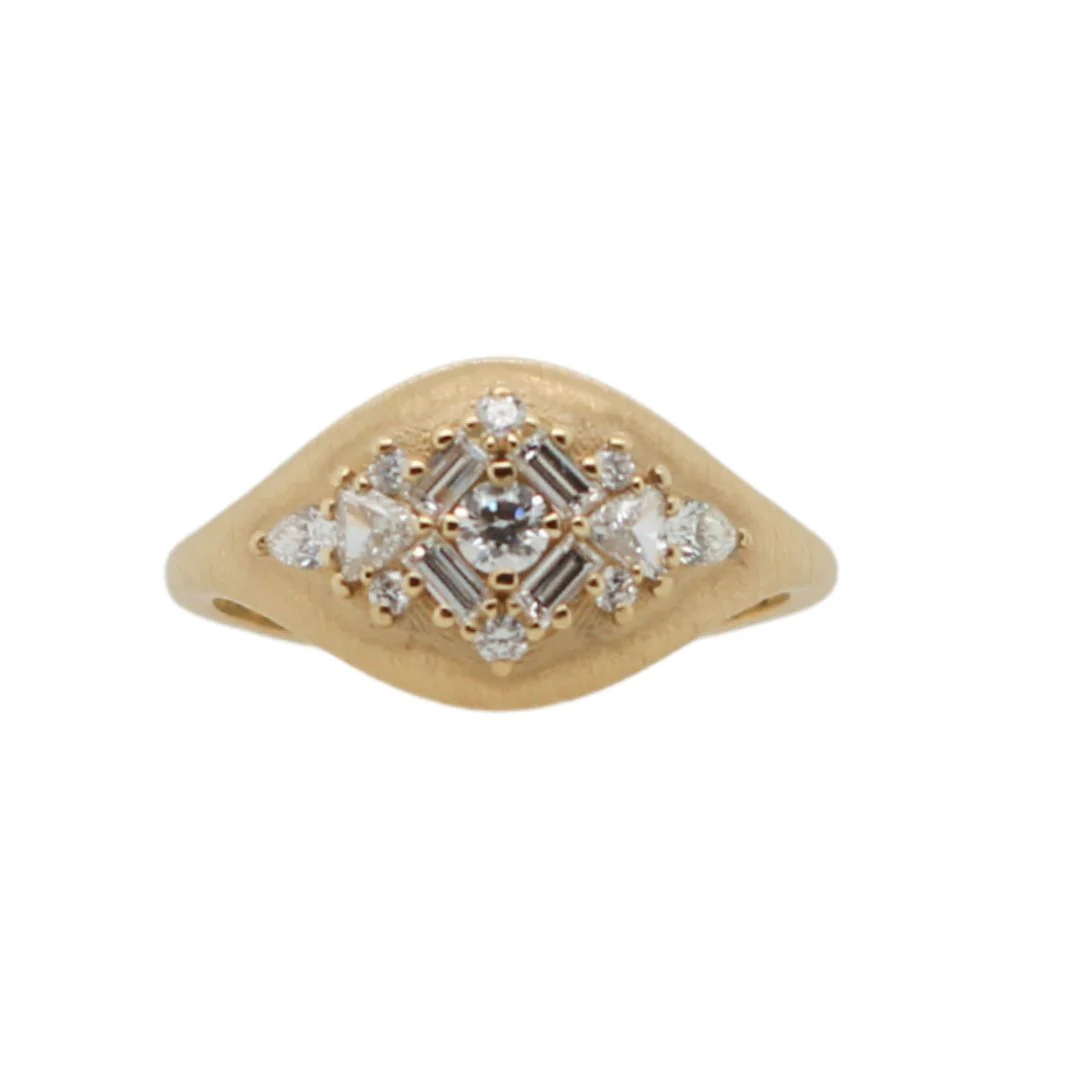 14k Yellow Engagement Signet Ring with 0.57cts Diamonds - Image 5
