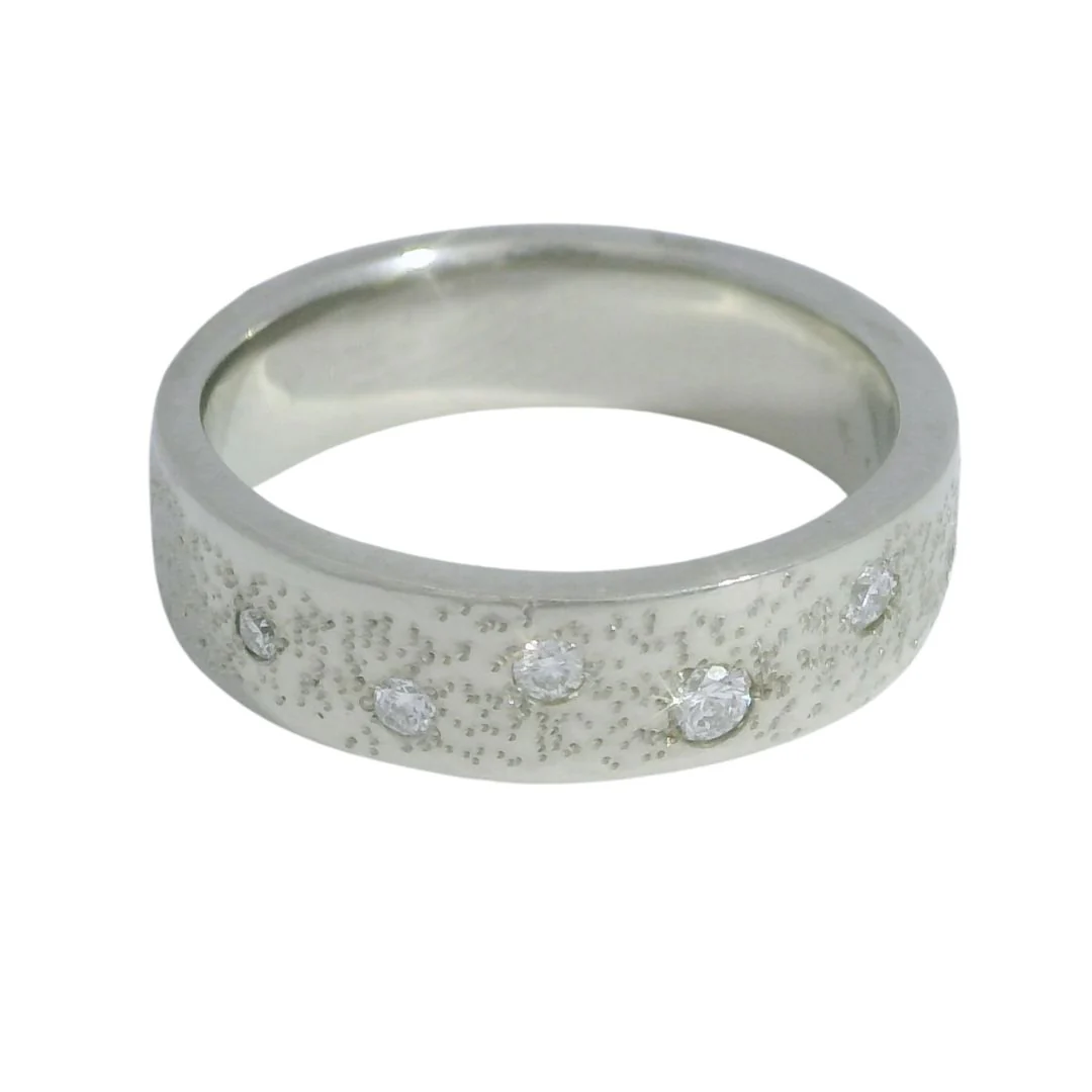 Stardust - Diamond & White Gold Carved Wedding Band