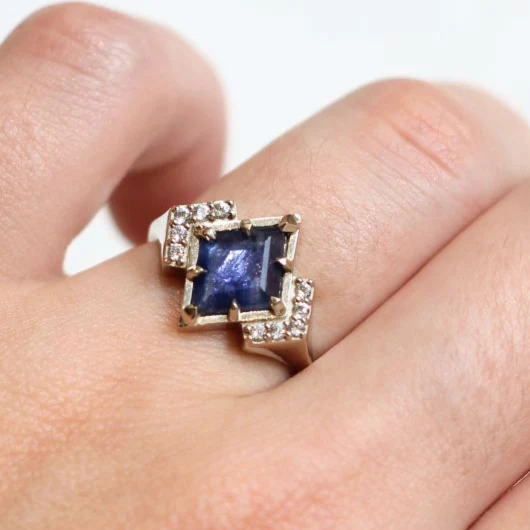 14k White Engagement Ring with 1.85ct Blue Sapphire and Accent Diamonds - Image 3