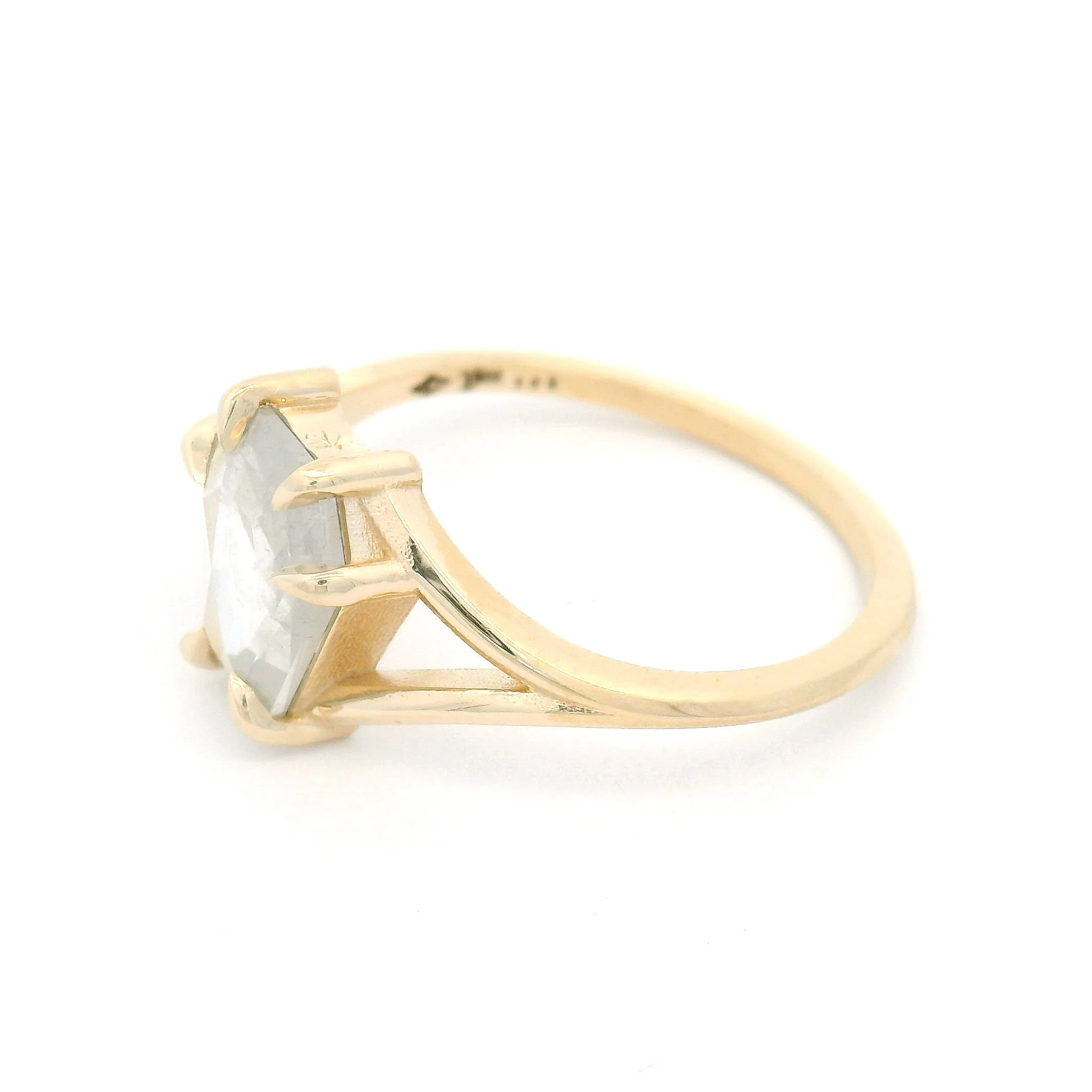 10k Yellow Solitaire with 1.14ct Shield-Shaped Rose-Cut Diamond - Image 3