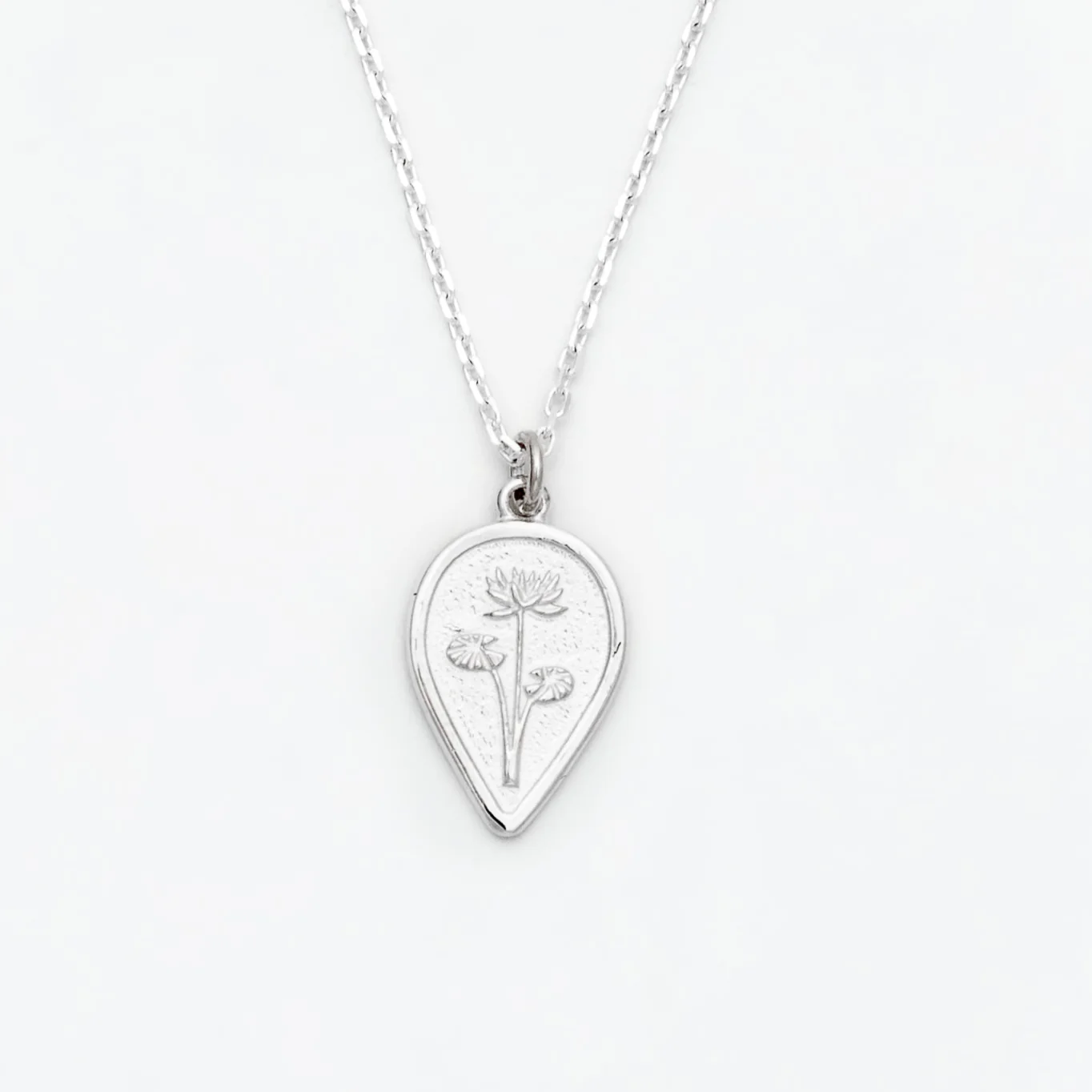 Waterlily July Birth Flower Necklace